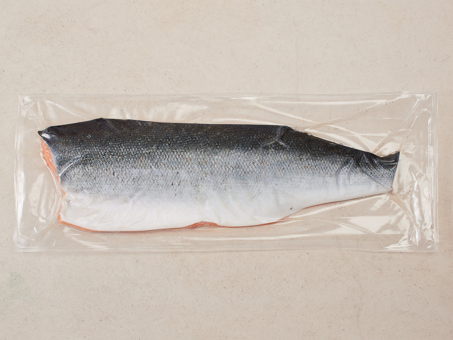 Färöer Lachs-Filet (Sashimi Qualität) · Pre-Rigor pro Stück 2kg