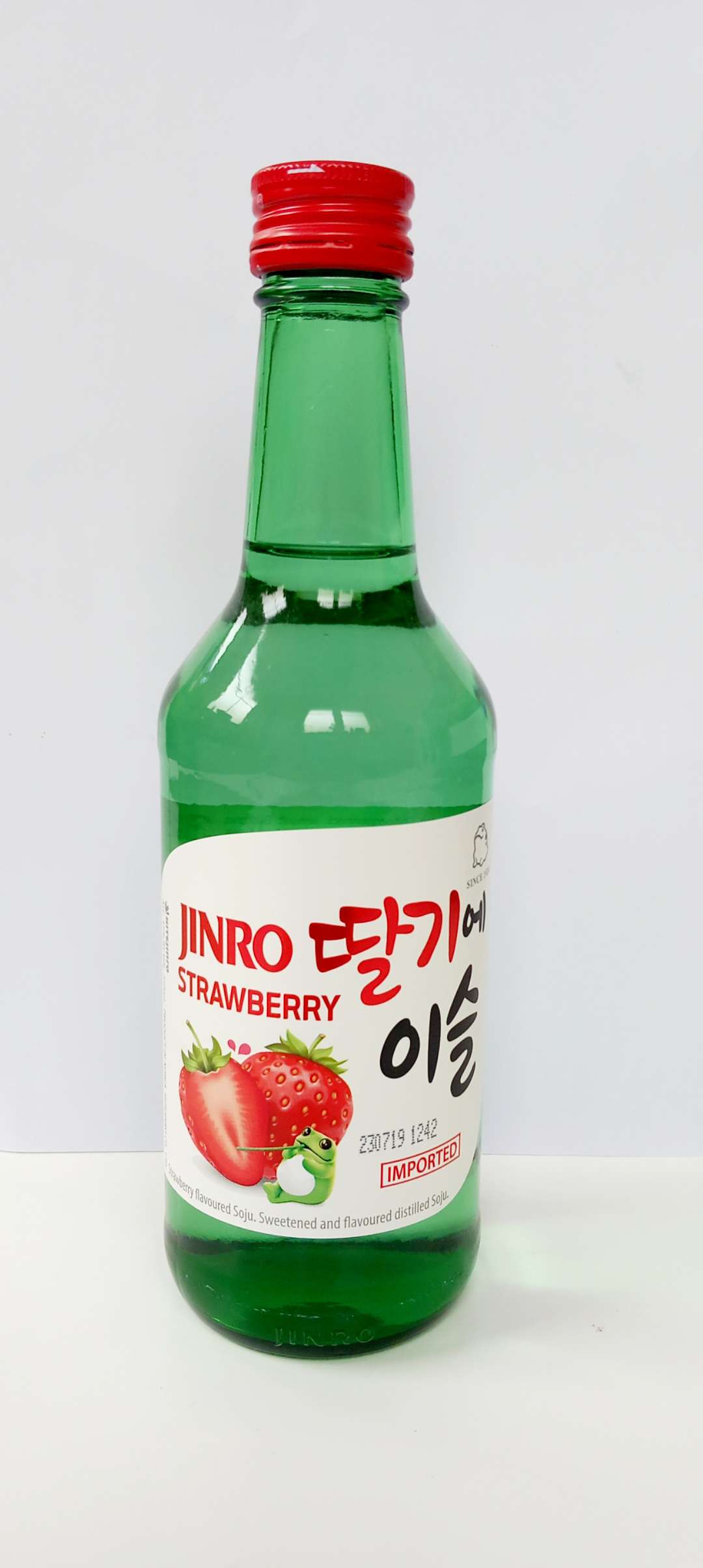 Soju Strawberry 13% Alc. JINRO