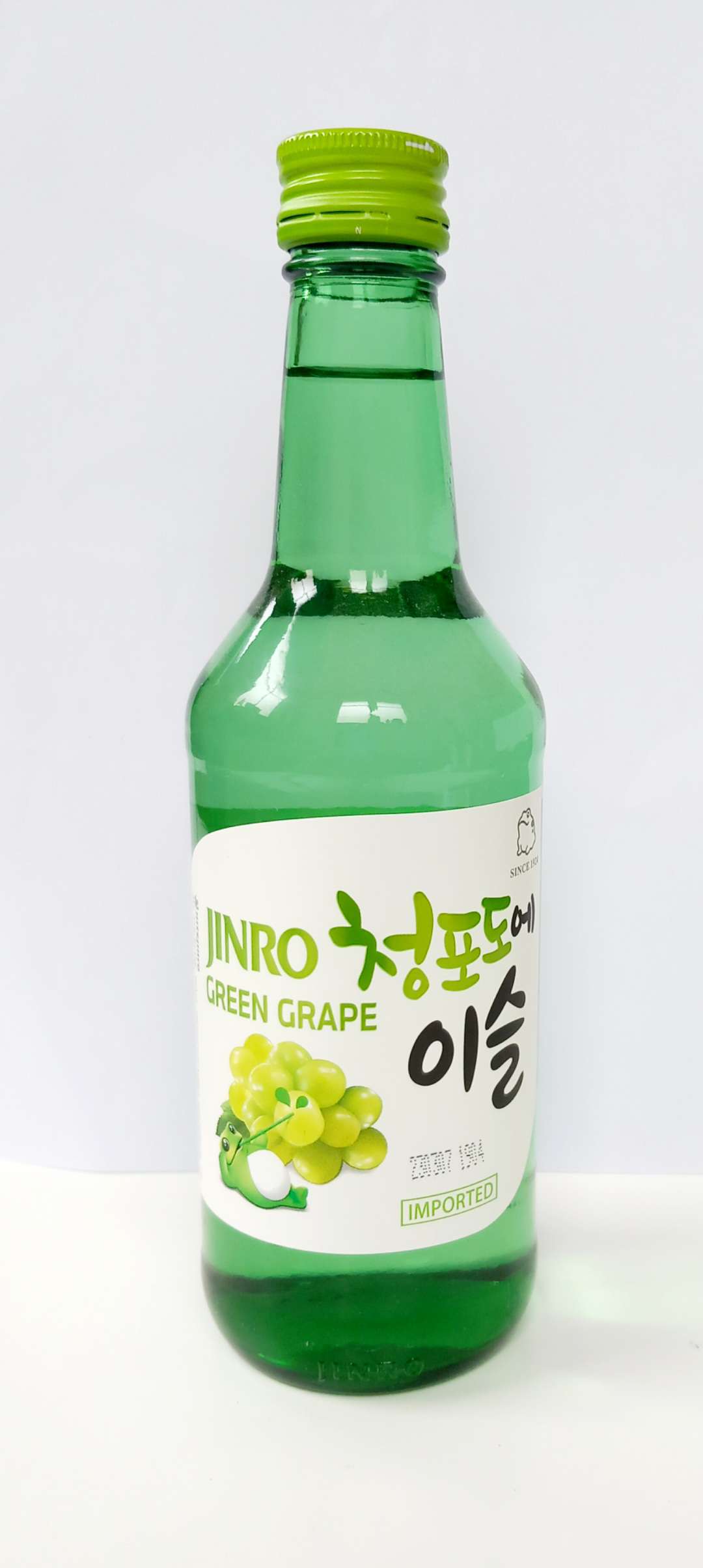 Soju Green Grape 13% Alc. JINRO